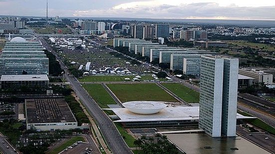 Imagem Primeira leva de concursos públicos do governo federal será lançada em 10 de abril