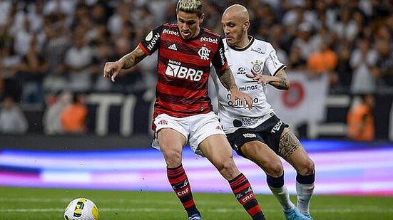 Imagem Quem fica em pé? 5 clubes do Brasileirão seguem na briga em todas as frentes