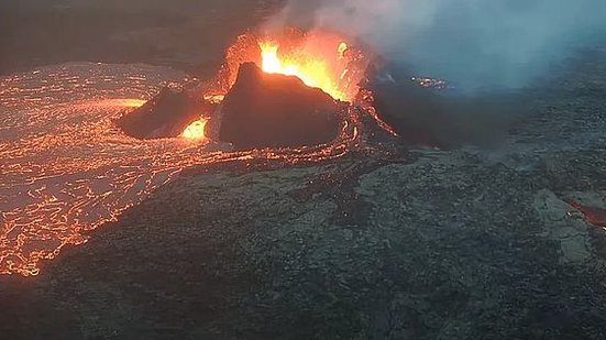 Novo vulcão na Islândia em 19 de julho de 2023 | Reprodução / RUV Iceland