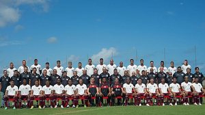 Elenco e funcionários do Galo em foto oficial da temporada 2022 | Divulgação / CRB