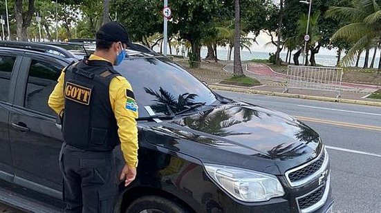 Imagem Covid-19: saiba como denunciar estacionamento nas orlas de Maceió