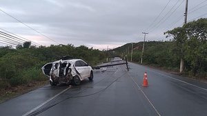 Veículo deslizou e saiu da pista | Foto: Cortesia / BPRv