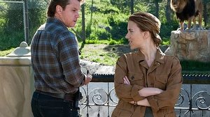 A atriz Scarlett Johansson e o ator Matt Damon em cena do filme 'Compramos um Zoológico' | Reprodução / 20th Century Fox