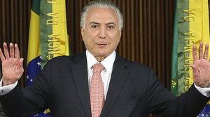 Imagem Presidente brinca e diz que sentirá falta do "Fora Temer"