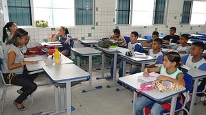 Estudantes devem ser transferidos para unidades em outros bairros de Maceió | Secom Maceió