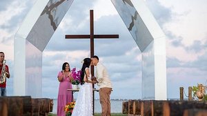 Cerimônia entre Adna Guizeline e Deiwisson Andrade aconteceu nessa sexta-feira (21) | Foto: Bruno Mendes / Studio Wedding