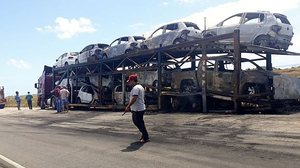 Carros ficaram destruídos | Cortesia / BPRv