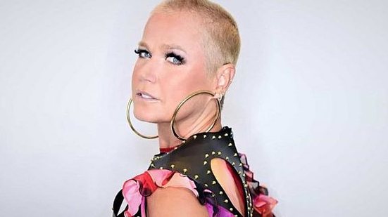 Imagem Xuxa faz revelação sobre flagra em sex shop: “Dei o autógrafo em cima do pa*”