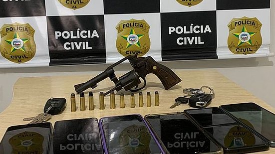 Imagem Polícia Civil autua jovem por porte ilegal de arma de fogo e receptação