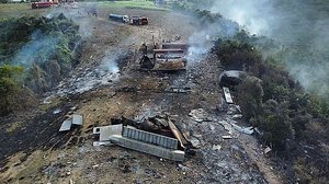 Imagem Ministério Público denuncia dono de depósito de fogos que explodiu em Guaxuma