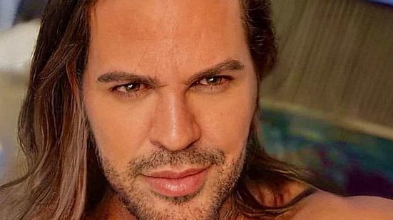 Costa ainda disse que, caso fosse gay, seria uma "gayzona" | Foto: Reprodução / Instagram