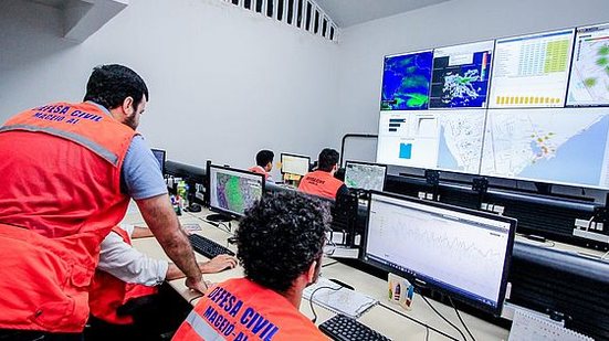 Imagem Defesa Civil alerta para possibilidade de chuvas fortes no fim de semana