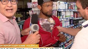 Equipe de reportagem flagra tentativa de furto em estabelecimento de Goiás | Reprodução / Record TV