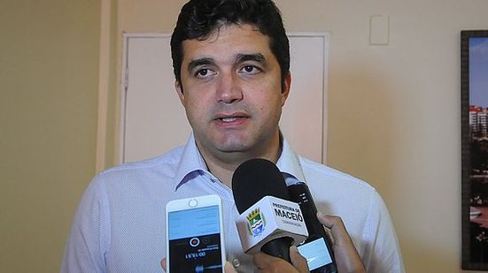 Prefeito Rui Palmeira vai nomear novos aprovados | Marco Antônio / Secom Maceió