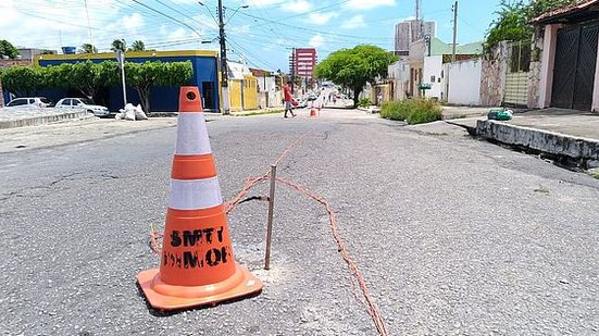 Rua do Pinheiro passa por estudos para identificar causa de fissuras | Arquivo / TNH1