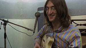 John Lennon em cena do filme 'Get Back', dirigido por Peter Jackson, sobre as gravações do disco 'Let it Be', dos Beatles | Reprodução