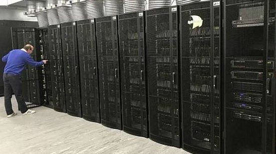 Supercomputador | Divulgação/Universidade de Man