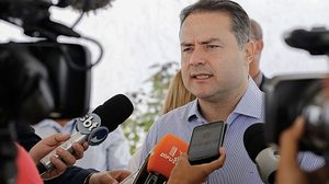 Imagem Governador anuncia pagamento do rateio do Fundeb para a próxima quarta-feira