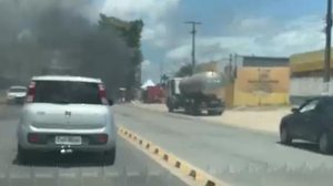 Bloqueio feito por motoqueiros gerou congestionamento na região | Foto: Reprodução