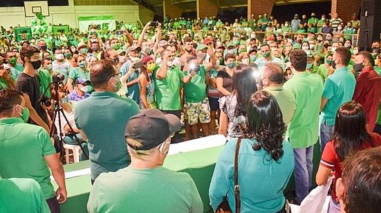 Convenção do MDB em Santo Antônio (RN), lotada, em ginásio fechado | Foto: Reprodução/Twitter