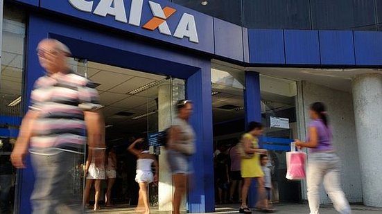 A Caixa informou que o crédito será depositado automaticamente para quem tem conta no banco | Foto: Tânia Rêgo/Agência Brasil