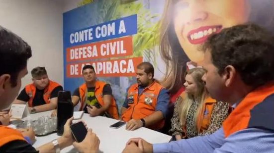 Reunião entre integrantes das Defesas Civis de Arapiraca, Maceió e Estado | Foto: Reprodução