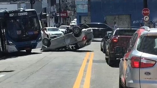 Acidente aconteceu na Ladeira do Brito, no Centro | Foto: Cortesia ao TNH1