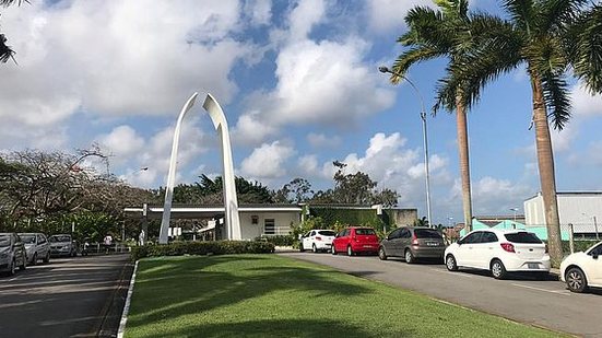 Luiz Gustavo foi sepultado no cemitério Parque das Flores | Mailson Franklin / TV Pajuçara