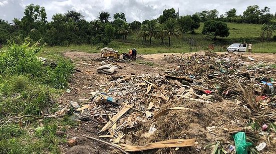 MP solicita que a justiça determine a retirada do lixo do local | Foto: Cortesia / Ascom MPE