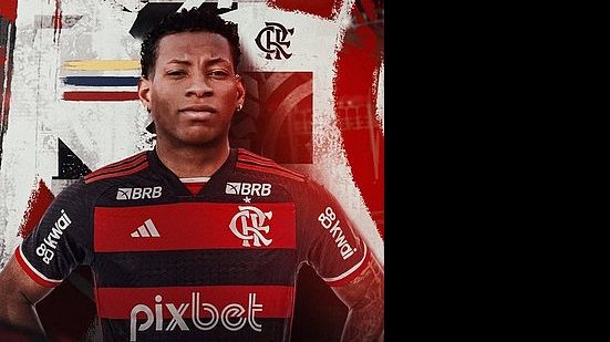 O jogador desembarcou no Rio de Janeiro nesta sexta-feira. Ele foi ao Ninho do Urubu para assinar o contrato e já conhecer a estrutura do clube | Divulgação / Flamengo