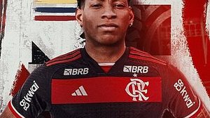 O jogador desembarcou no Rio de Janeiro nesta sexta-feira. Ele foi ao Ninho do Urubu para assinar o contrato e já conhecer a estrutura do clube | Divulgação / Flamengo