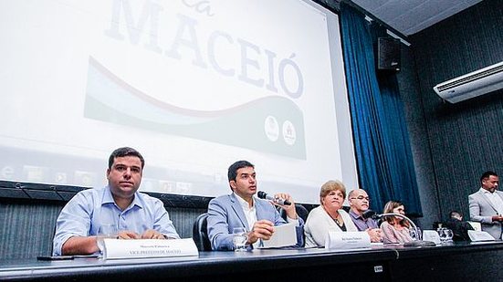 Rui Palmeira fala durante lançamento do programa Educa Maceió | Pei Fon/ Secom Maceió