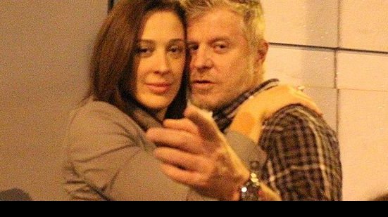 Imagem Miguel Falabella e Claudia Raia perdem recurso por danos materiais a herdeiros de dramaturgo