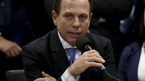 Imagem Doria diz que vai aguardar decisão nacional do PSDB para falar sobre Aécio