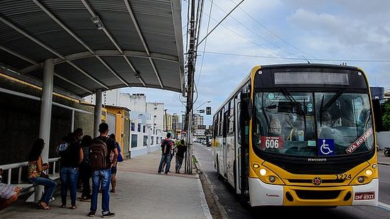 Parada de ônibus na Tomás Espíndola vai sofrer alterações | Secom Maceió / Pei Fon