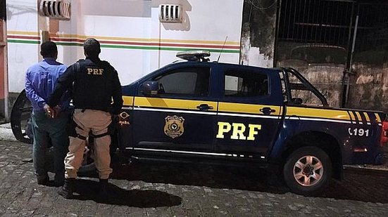 Acuso de homicídio em SP foi preso durante patrulhamento em AL | PRF / Cortesia ao TNH1