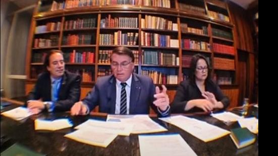 Imagem Às vésperas de visita a Alagoas, Bolsonaro insinua desvio de recursos e Renan Filho rebate