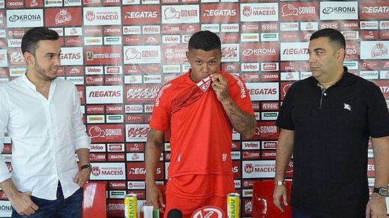 Iago é apresentado no retorno ao Galo | Gustavo Henrique / CRB