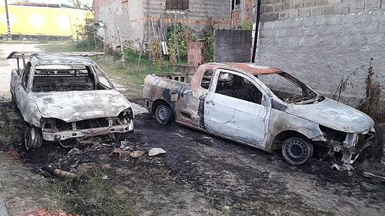 Carros ficaram destruídos | Reprodução / Real Deodorense