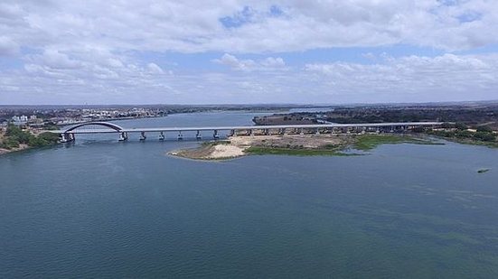 Ponte sobre o São Francisco, no Km 0 da BR-101, na divisa entre os estados de Alagoas e Sergipe | Foto: Arquivo / Dnit