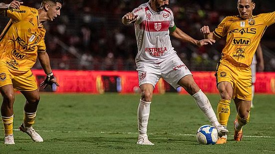 CRB e Amazonas ficaram no 0 a 0, no Rei Pelé, em jogo válido pela 2ª rodada da Série B | Francisco Cedrim / CRB