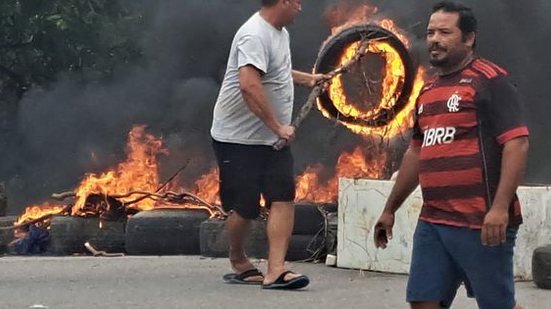 Imagem Fiscalização de obras irregulares termina em agressão a servidores públicos, prisão e protesto em Ipioca