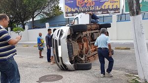 Acidente ocorreu na Praça Centenário | Cortesia ao TNH1 / Maria Maciel