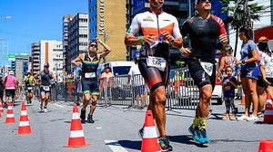 Campeonato Alagoano de Triathlon altera trânsito na orla | Pei Fon / Secom Maceió