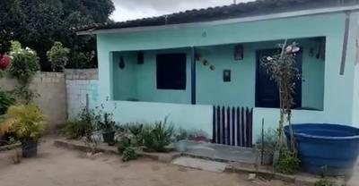 Imagem Nova perícia encontra sangue em três cômodos da casa onde idosos e neta foram mortos, em São Sebastião