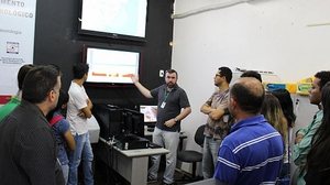 Sala de Alerta da Semarh é responsável pelo monitoramento climático e geológico dos bairros do Pinheiro, Bebedouro e Mutange | Ascom Semarh/Arquivo