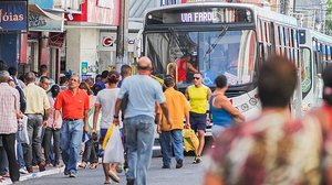 Imagem Confira os horários especiais de lojas e supermercados para o réveillon