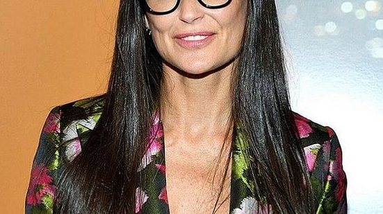 Imagem Demi Moore lembra quando quase morreu por overdose e sexo a três