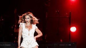 A cantora americana Beyoncé durante show no palco Mundo, no Rock in Rio 2013, no Rio de Janeiro | Adriano Vizoni / Folhapress