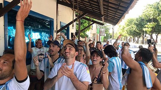 Imagem Vídeo: argentinos que moram em Maceió comemoram o tri campeonato mundial sobre a França